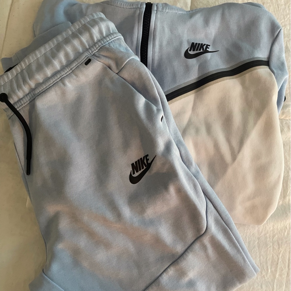Nike tech for boys